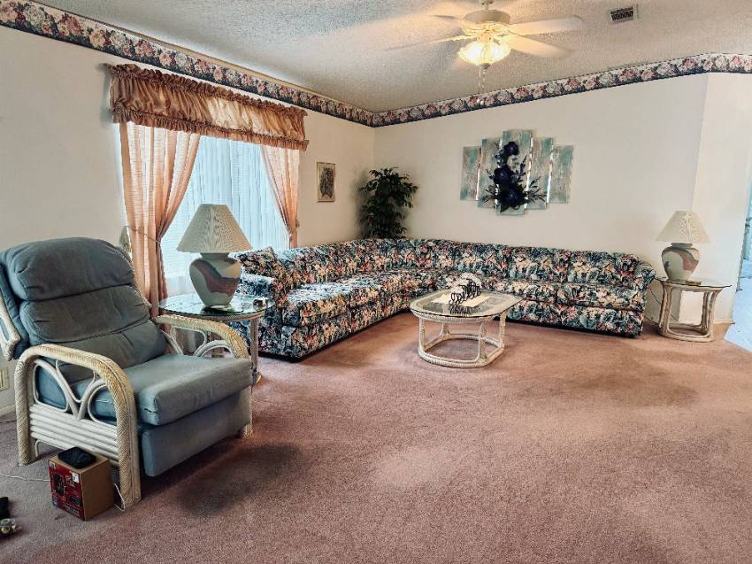 4564 Dublin Place a Lakeland, FL Mobile or Manufactured Home for Sale